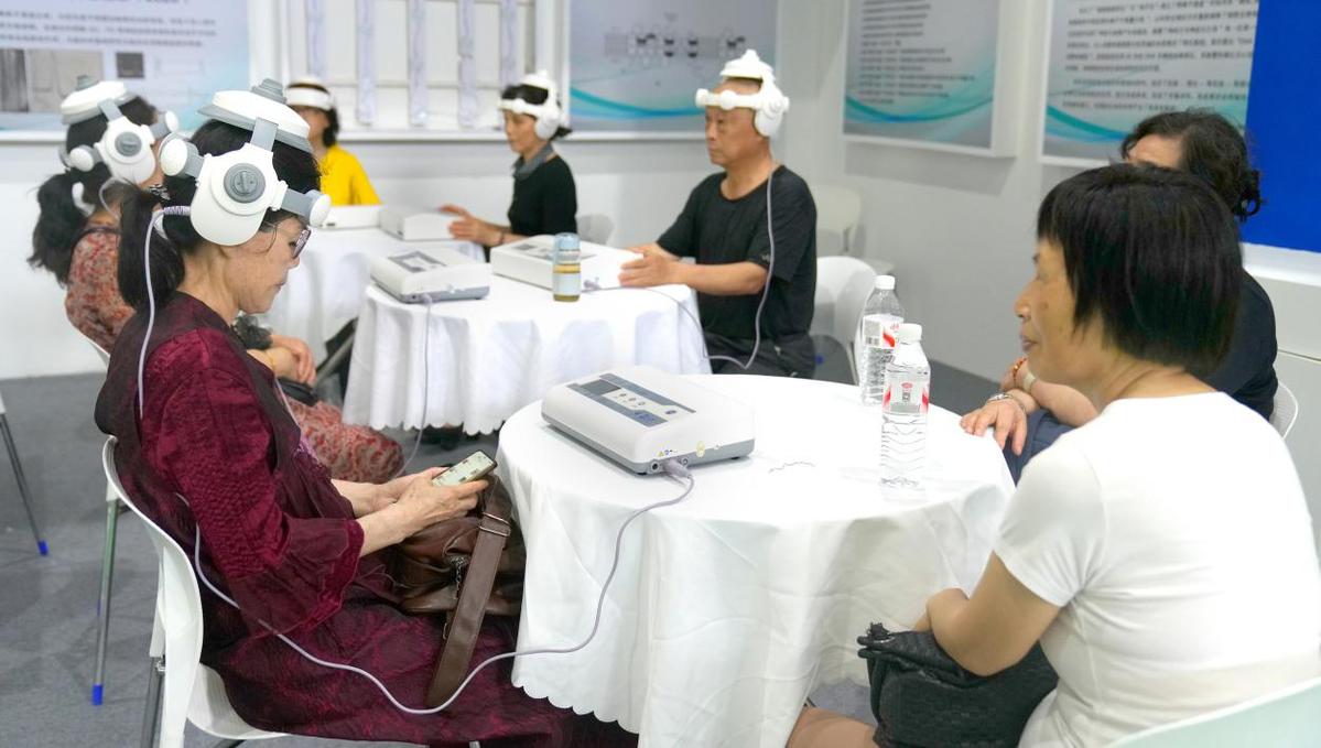 奥博甄选亮相第28届中国国际医疗器械博览会，人气爆棚引领康复新风向